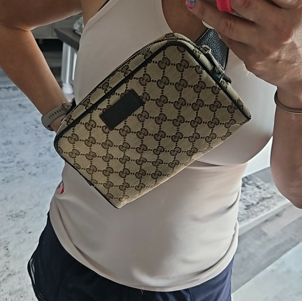 Gucci Beige Belt Bag - Picture 9 of 9